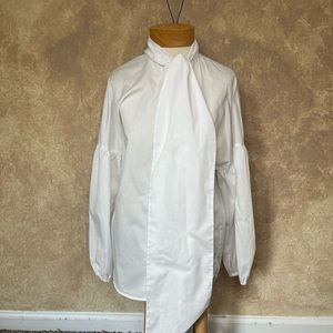 Long sleeve blouse with neck tie